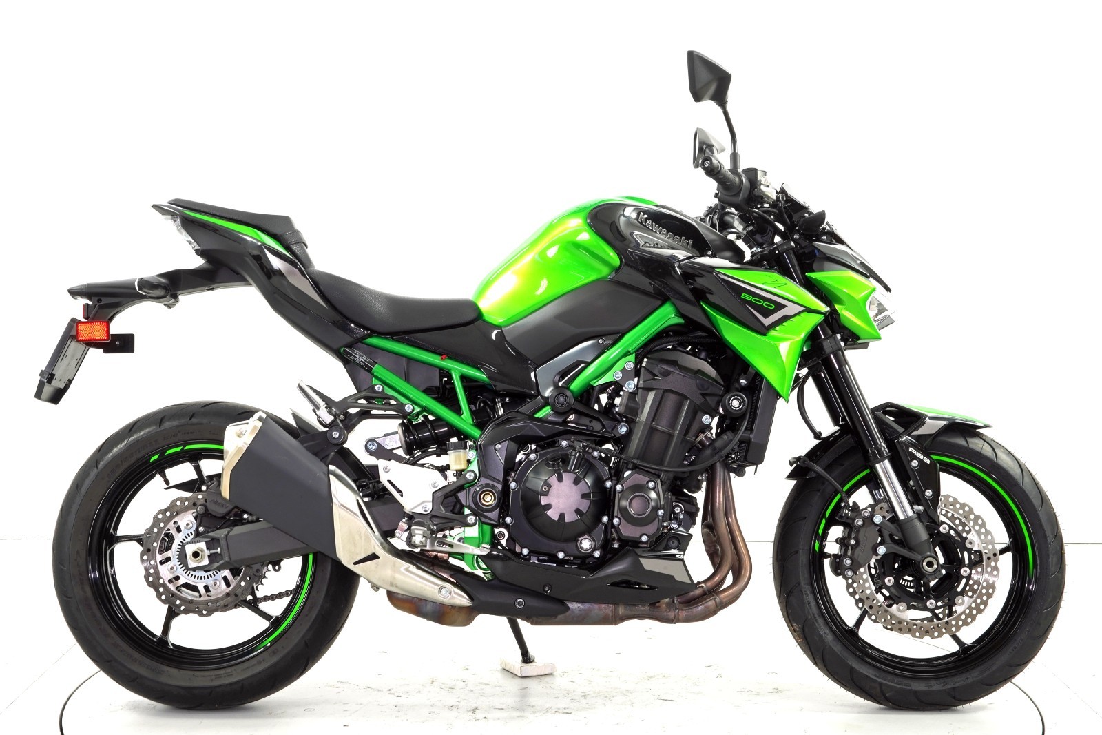 KAWASAKI Z 900 ABS-showroom-element-3