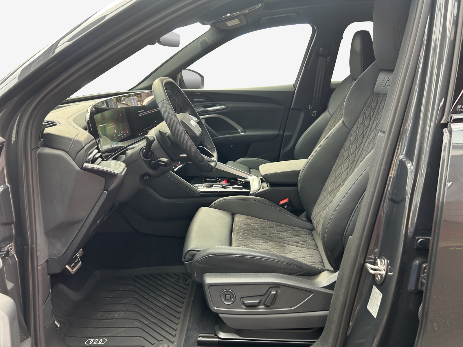 AUDI SQ5 TFSI quattro S-tronic-image-7