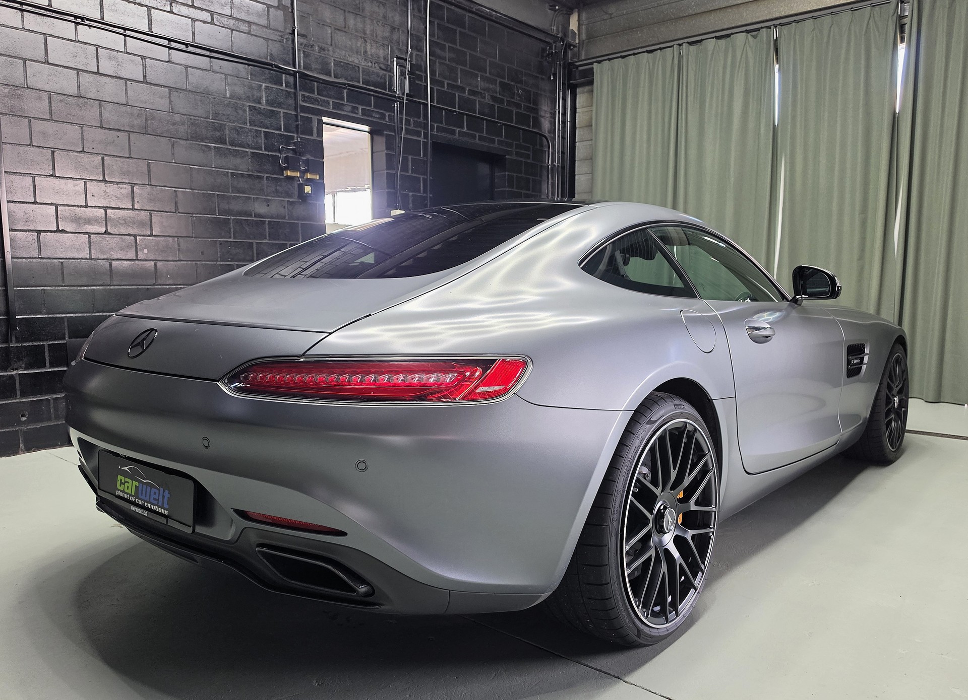 MERCEDES-BENZ AMG GT S Coupé-image-2