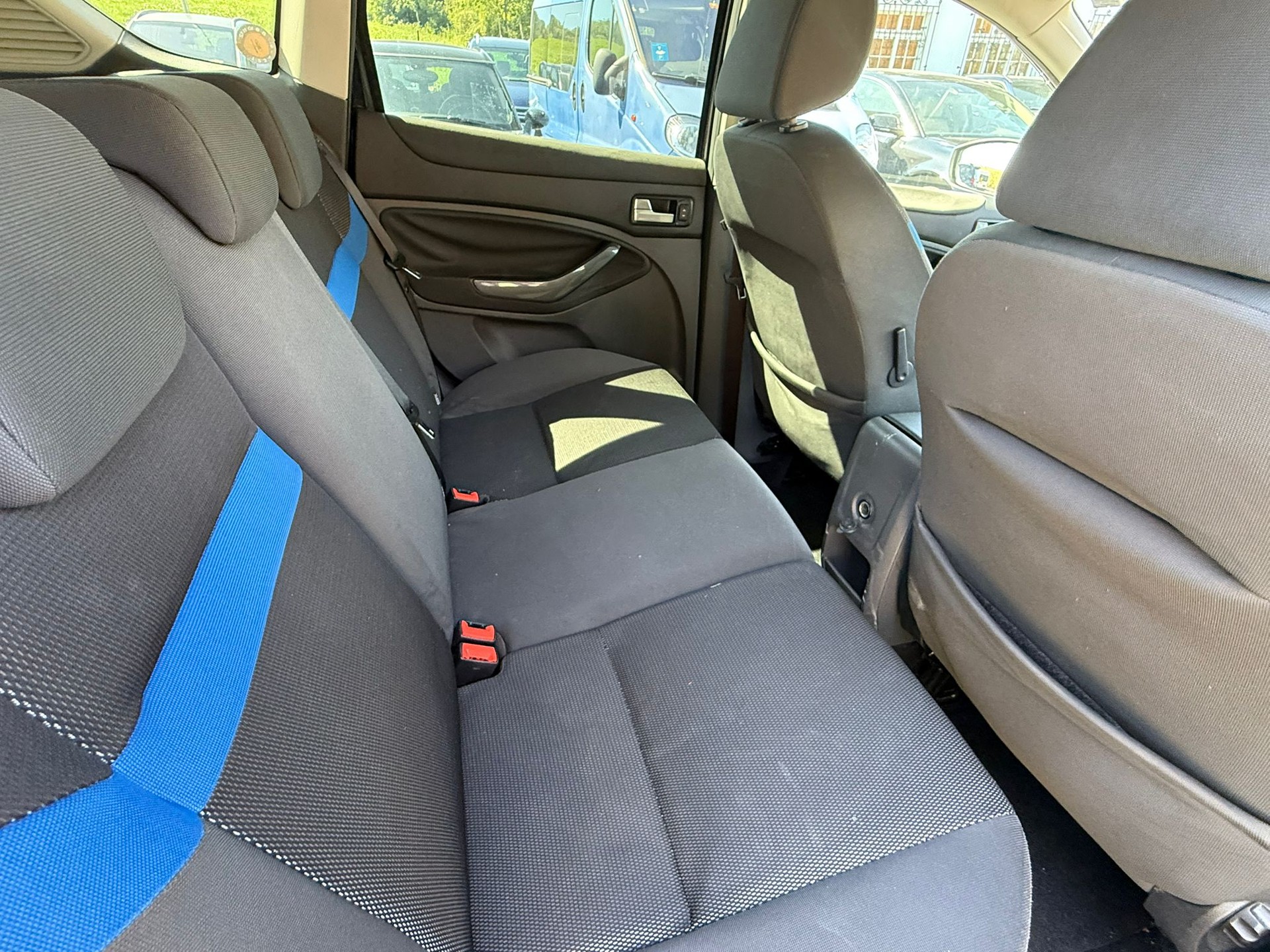 FORD Kuga 2.0 TDCi Titanium 4WD-image-6