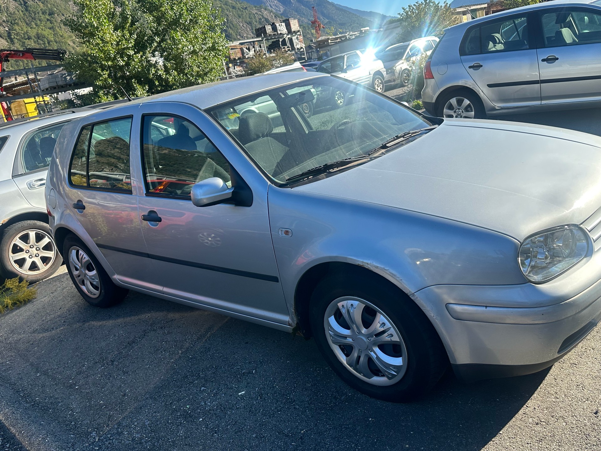 VW Golf 1.8 Comfortline 4Motion-image-1