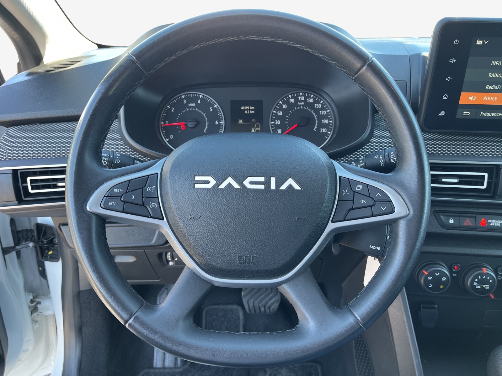 DACIA Sandero TCe 90 Expression CVT-image-9
