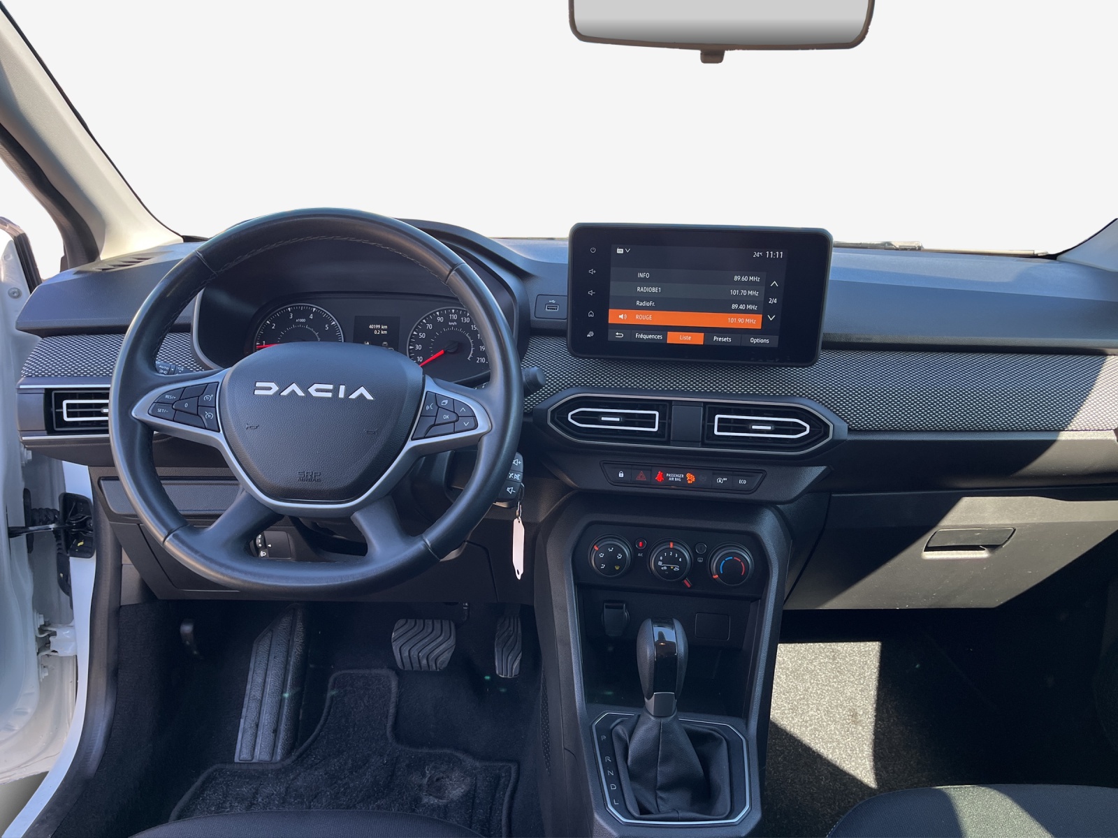 DACIA Sandero TCe 90 Expression CVT-image-8