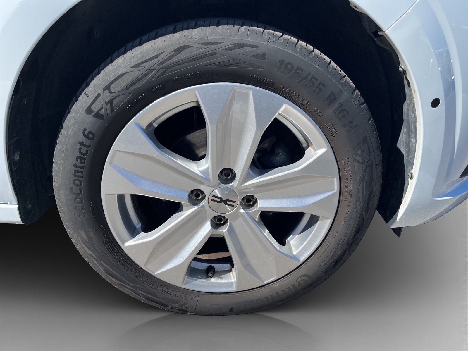 DACIA Sandero TCe 90 Expression CVT-image-13