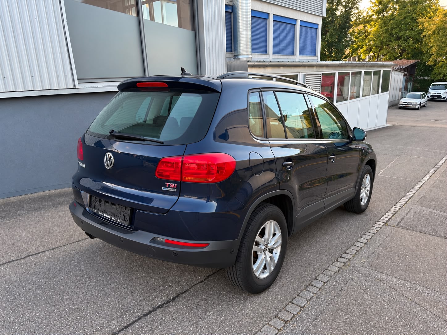 VW Tiguan 1.4 TSI BlueMotion Trend&Fun 4x2-image-2