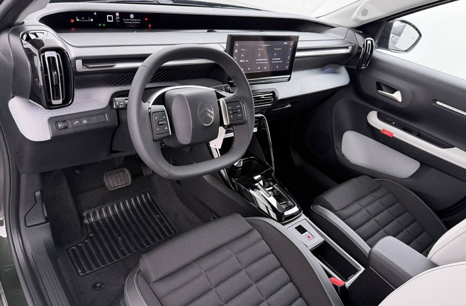 CITROEN C3 Aircross 1.2 MHEV Max 7 Platz-image-3