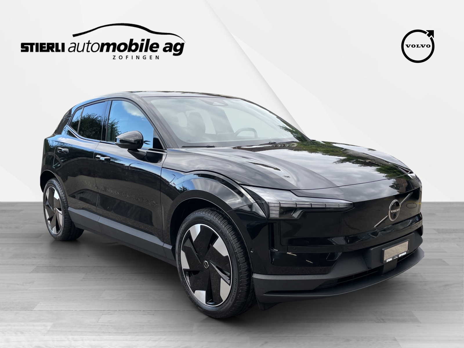 VOLVO EX 30 E60 Twin Ultra Performance AWD-image-2