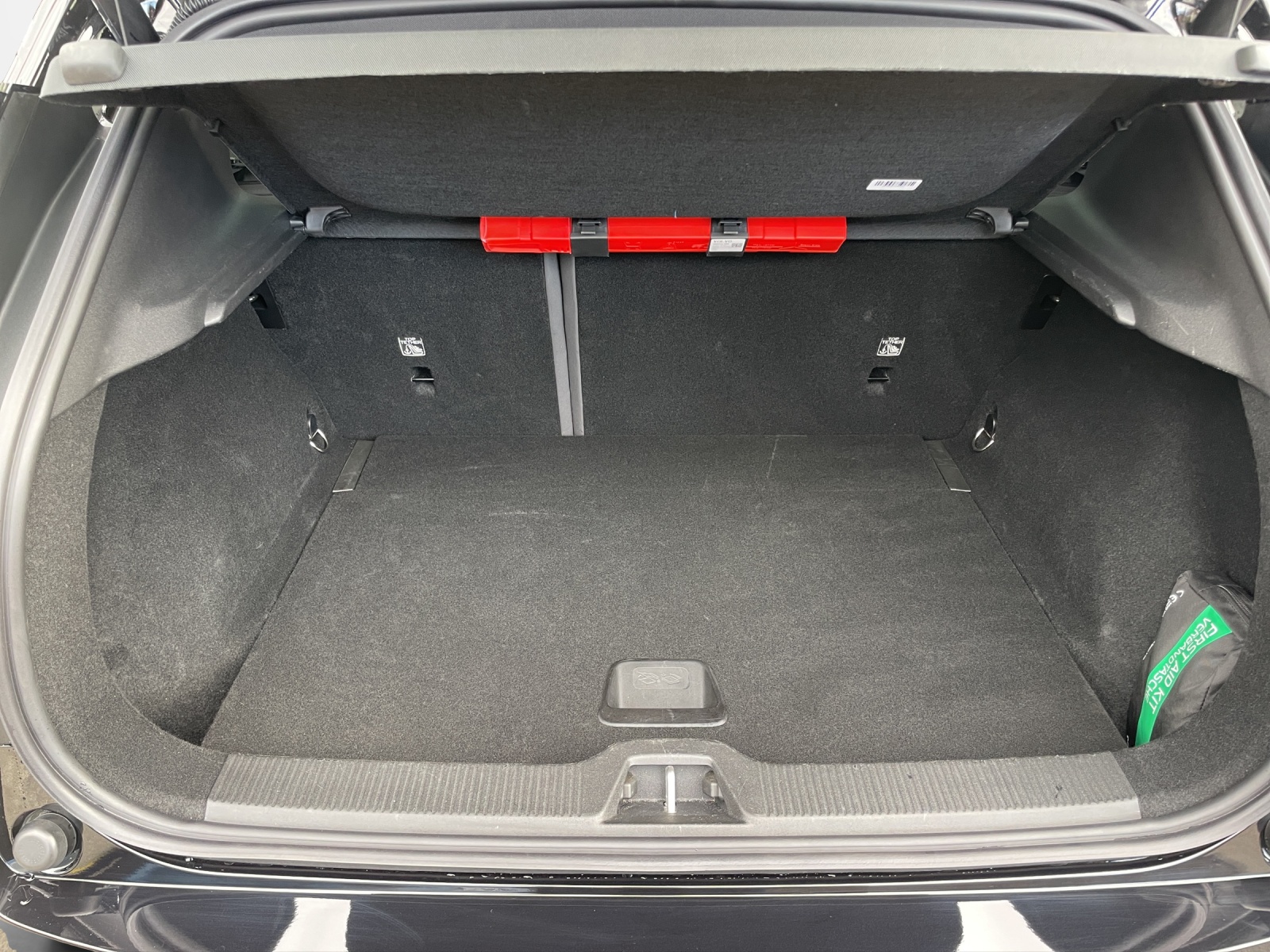 VOLVO EX 30 E60 Twin Ultra Performance AWD-image-14