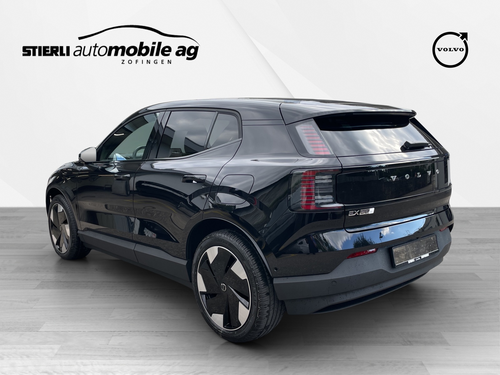 VOLVO EX 30 E60 Twin Ultra Performance AWD-image-6