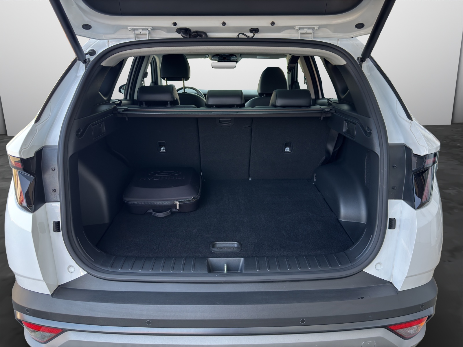 HYUNDAI Tucson 1.6 T-GDi PHEV Vertex Sunroof 4WD-image-14