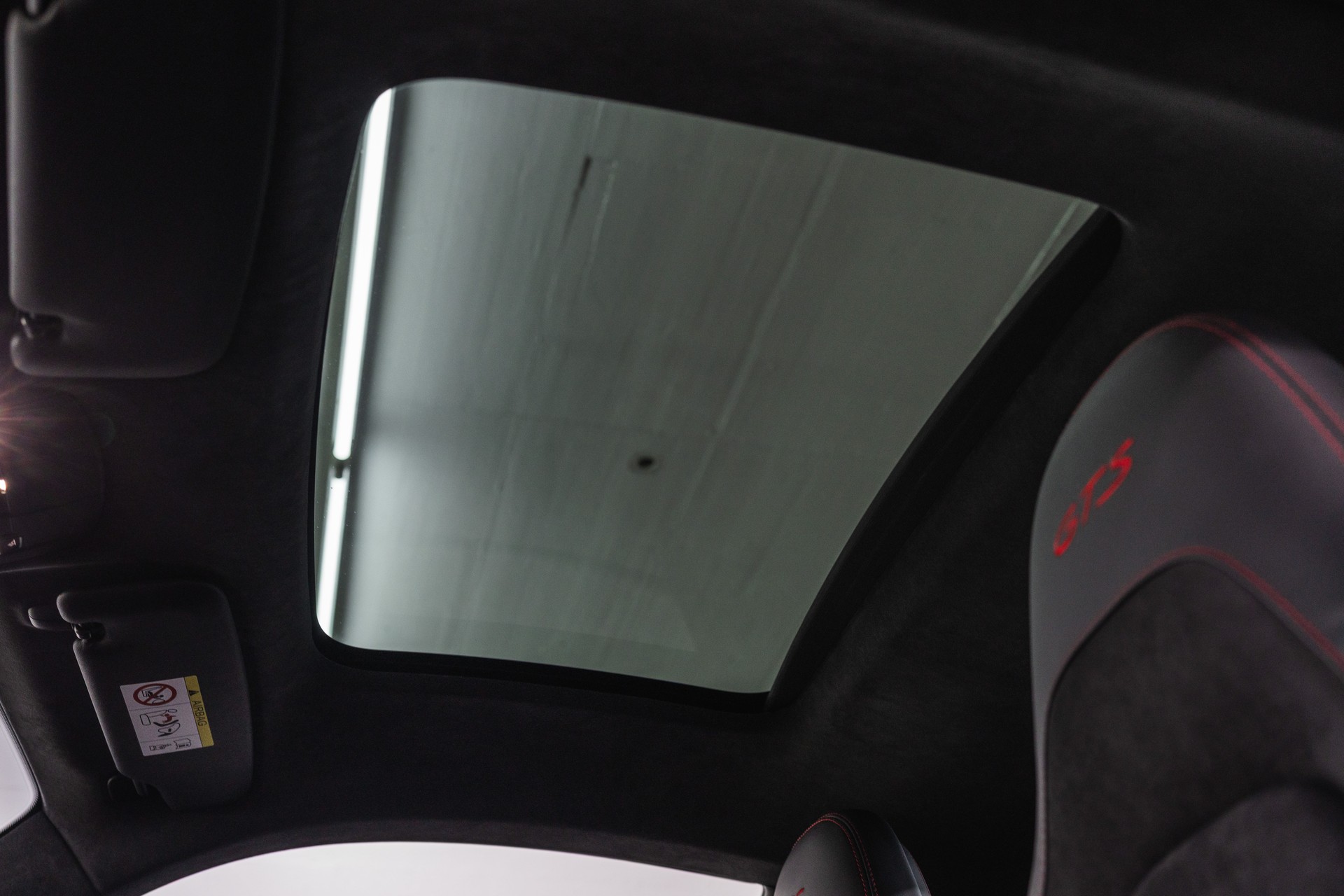 PORSCHE 911 Carrera 4 GTS PDK-image-15