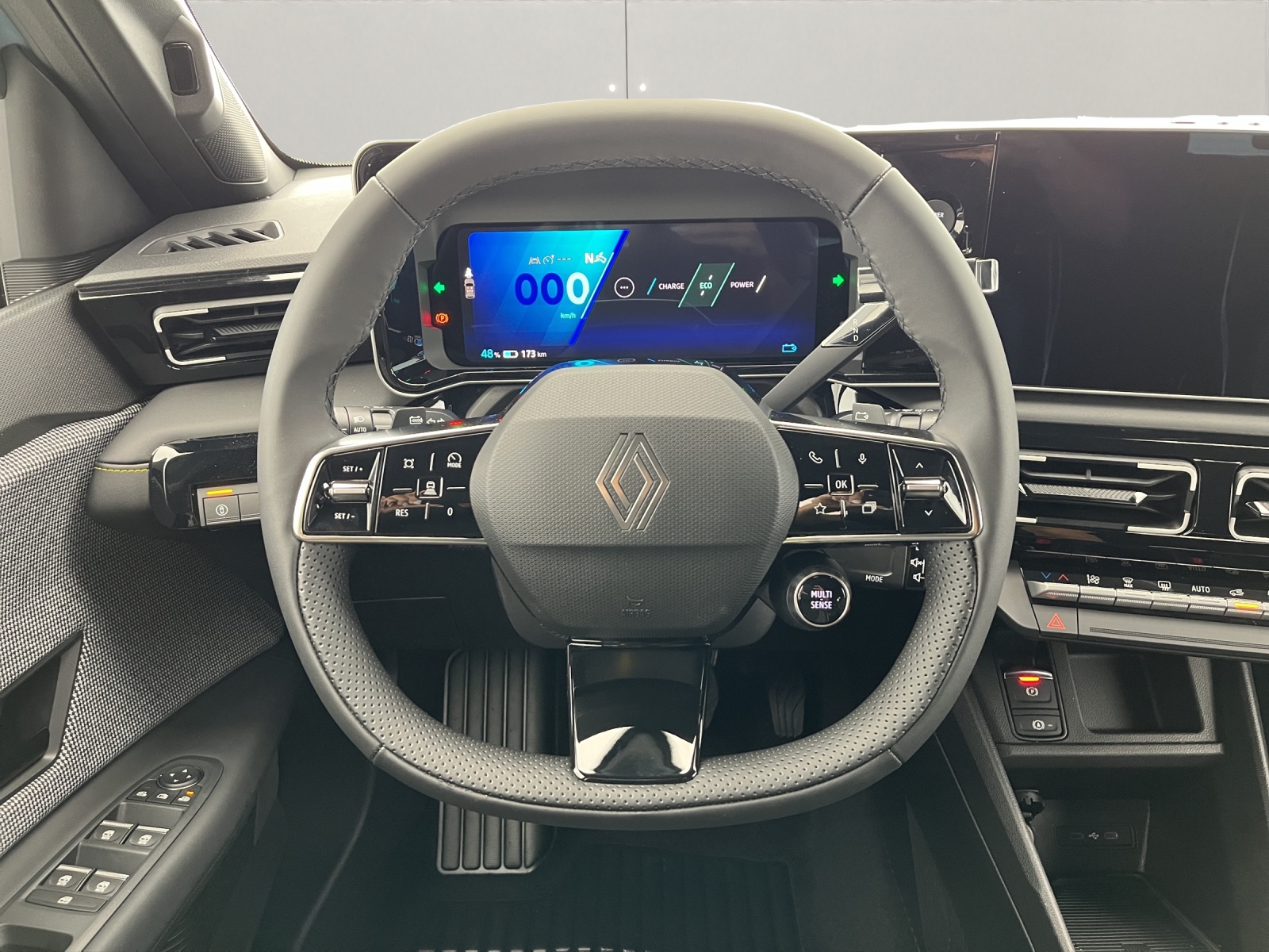 RENAULT R4 E-Tech Comfort Range plein sud iconic-image-9