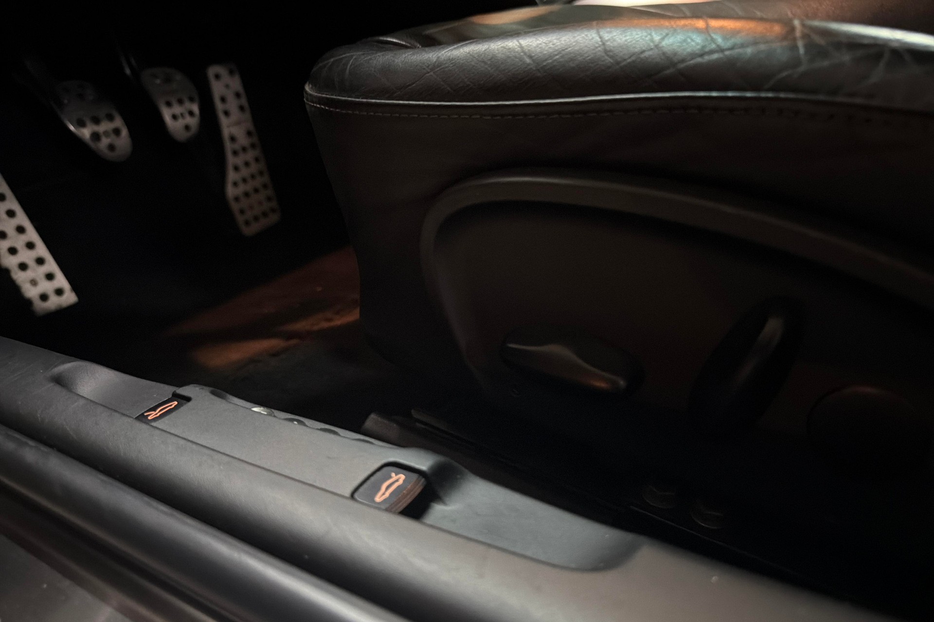 PORSCHE 911 Carrera 4 S-image-19