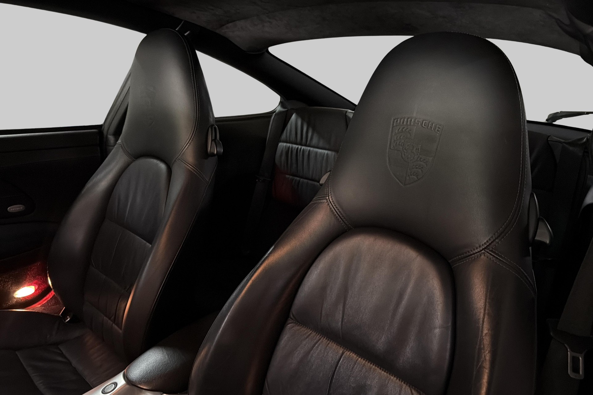 PORSCHE 911 Carrera 4 S-image-17