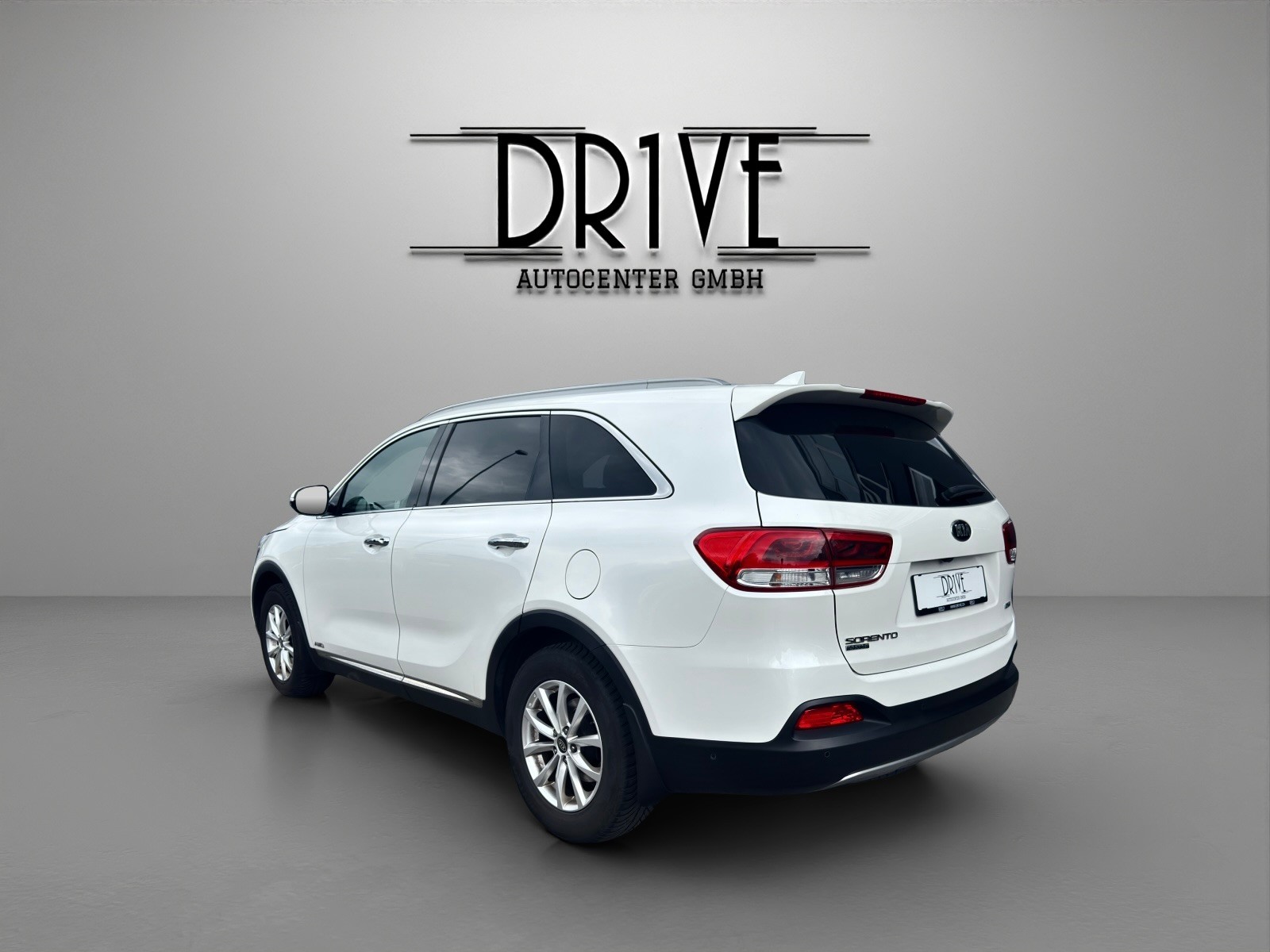 KIA Sorento 2.2 CRDI Style 7P. Automatic-image-6