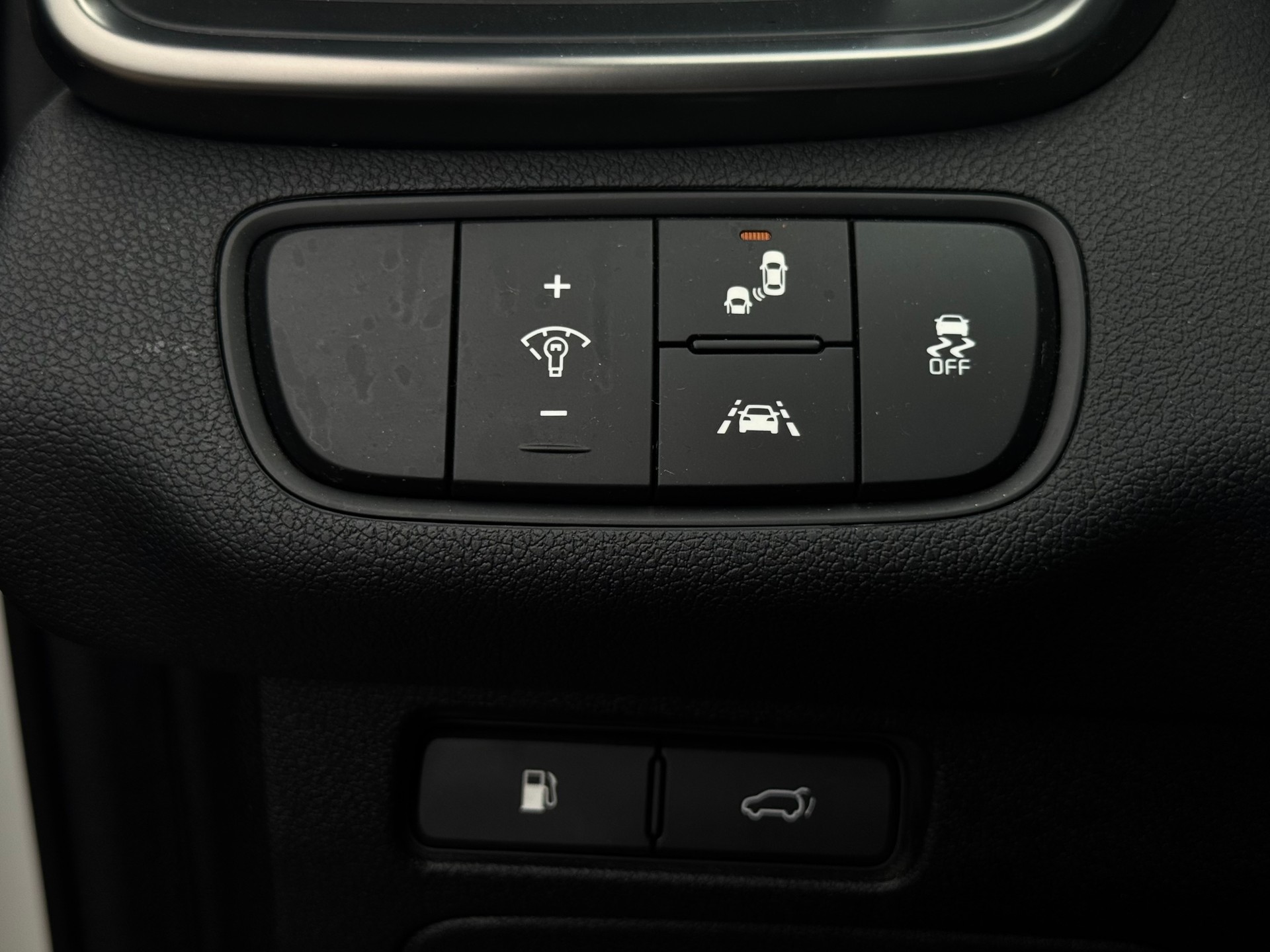 KIA Sorento 2.2 CRDI Style 7P. Automatic-image-18