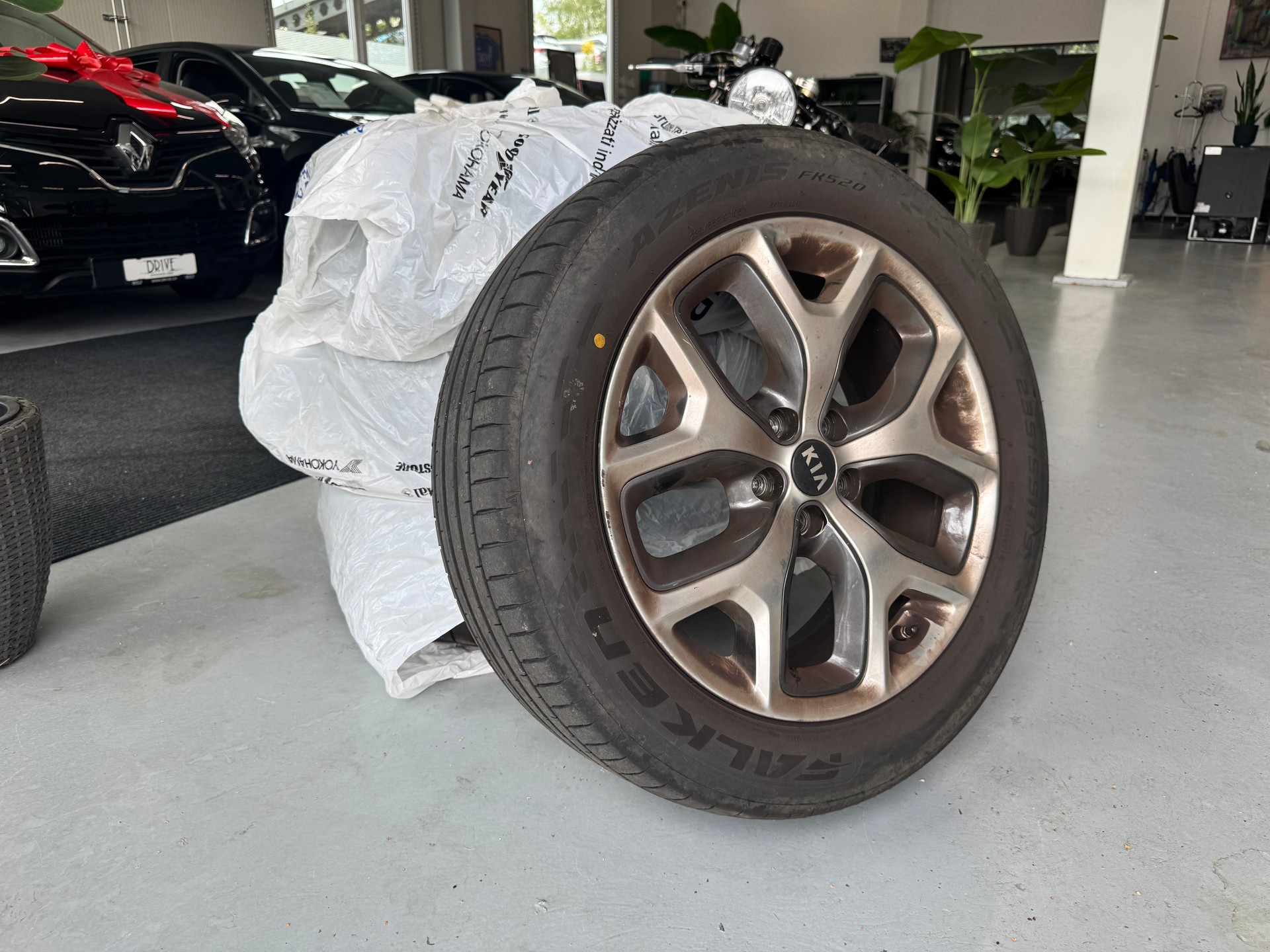 KIA Sorento 2.2 CRDI Style 7P. Automatic-image-24