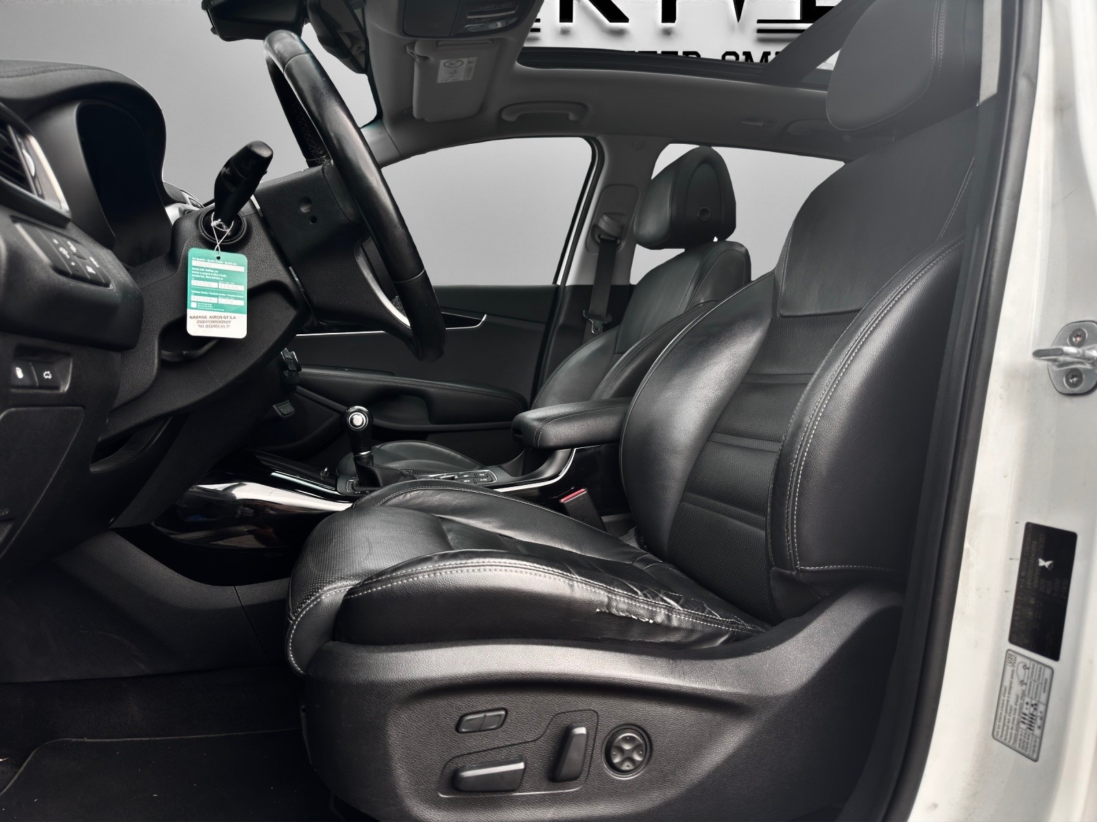 KIA Sorento 2.2 CRDI Style 7P. Automatic-image-7