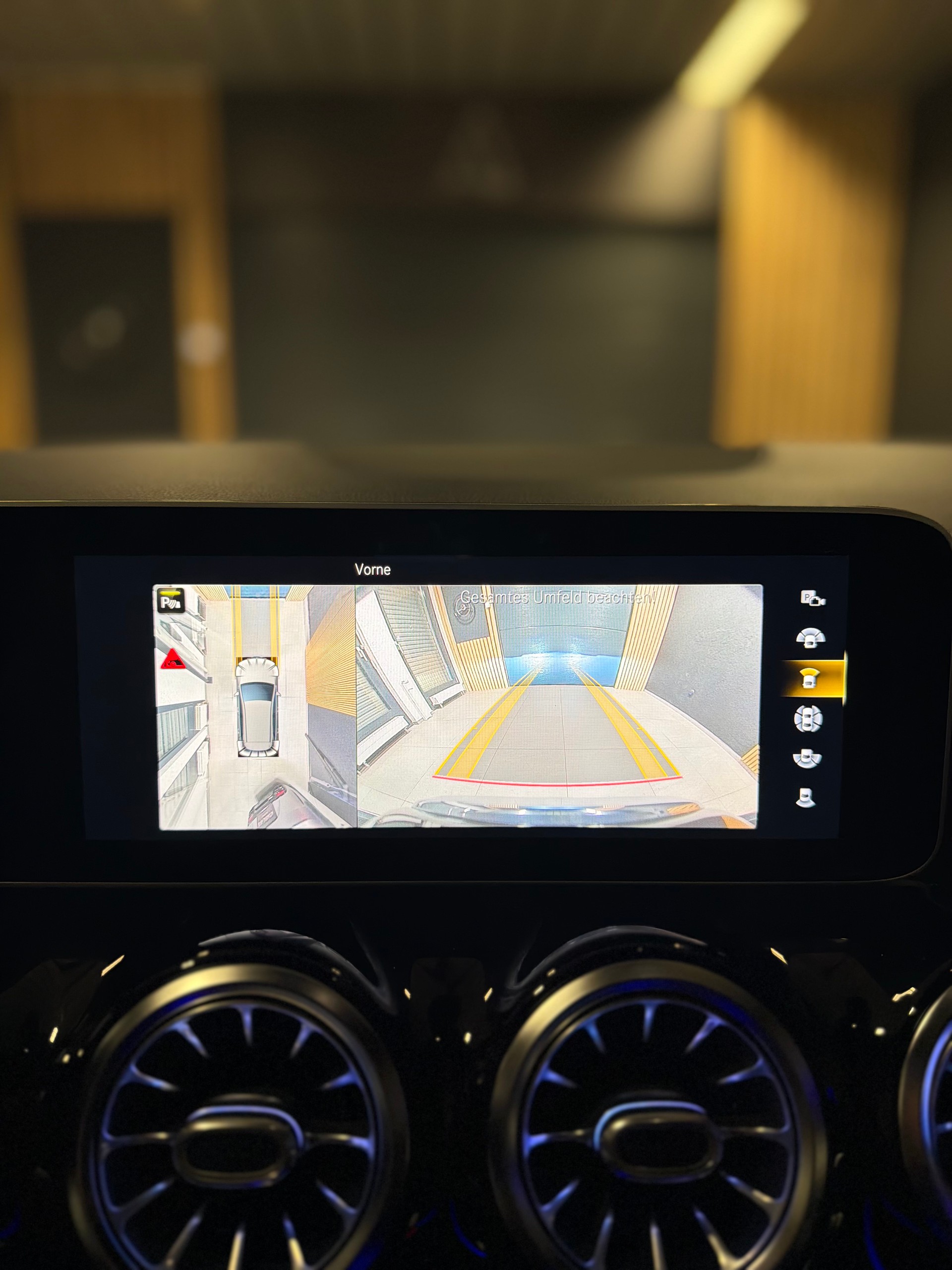 MERCEDES-BENZ B 200 AMG Line 7G-DCT-image-20