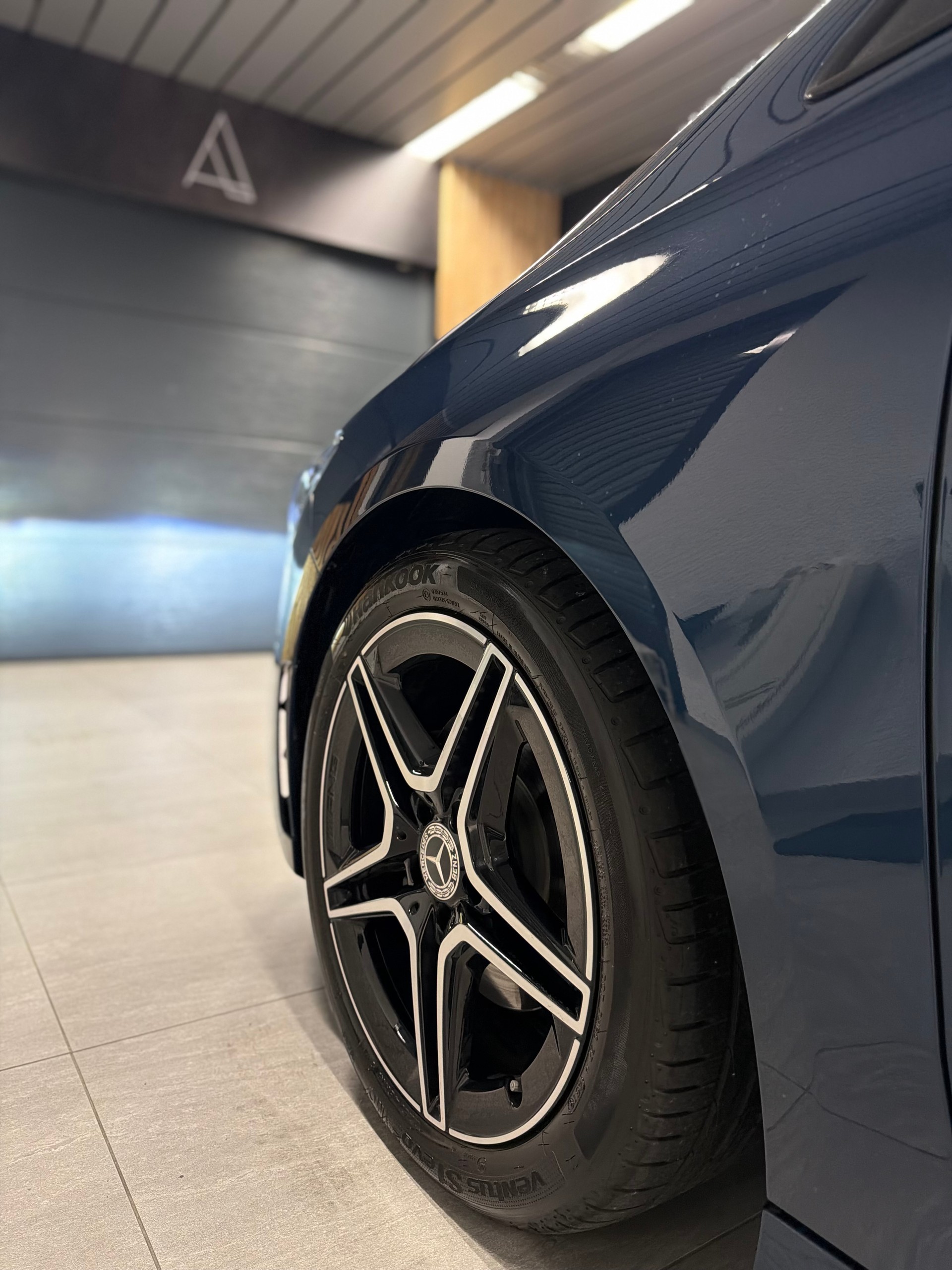 MERCEDES-BENZ B 200 AMG Line 7G-DCT-image-6