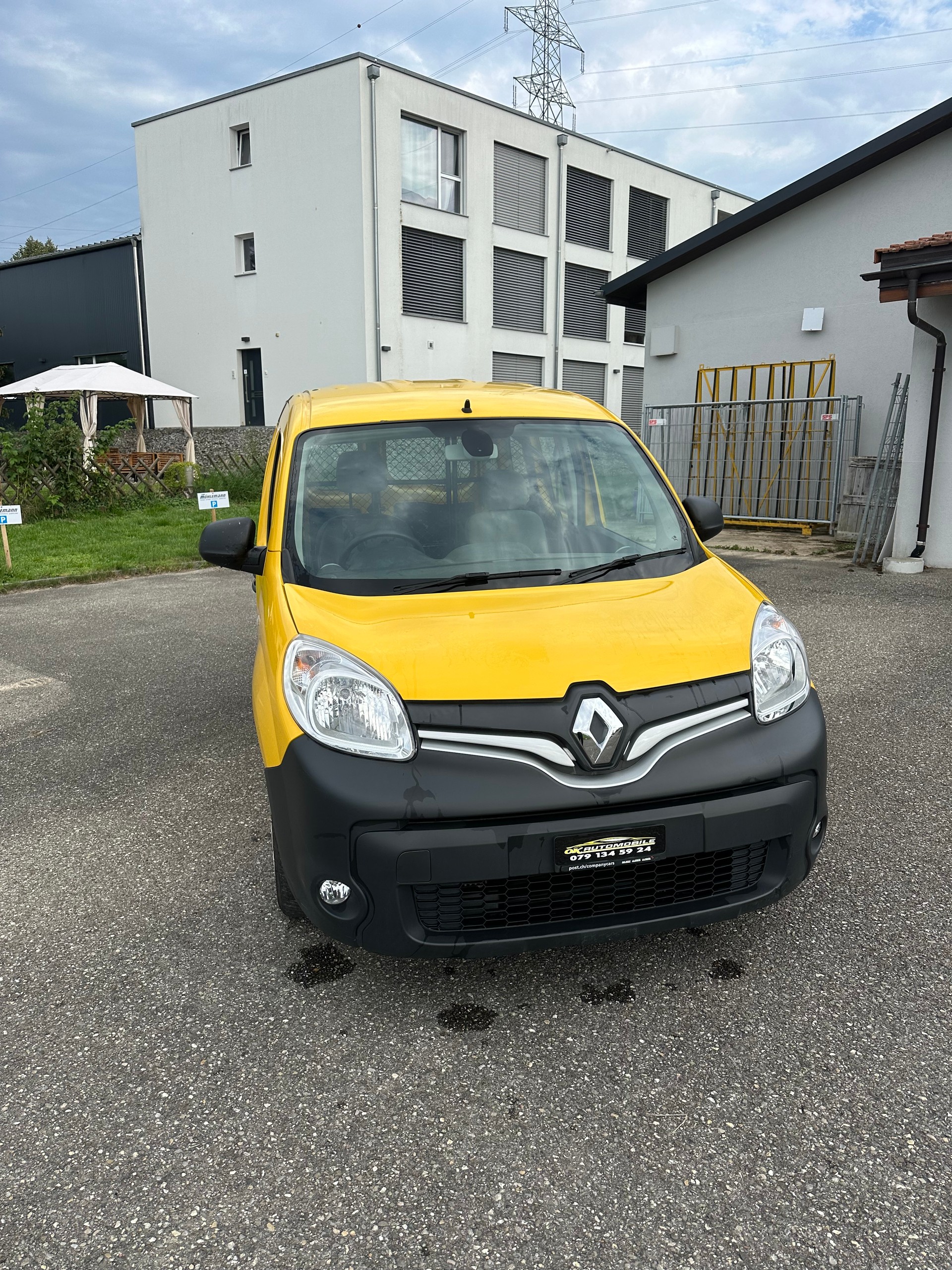 RENAULT Kangoo Medium TCe 115 Business A-image-0