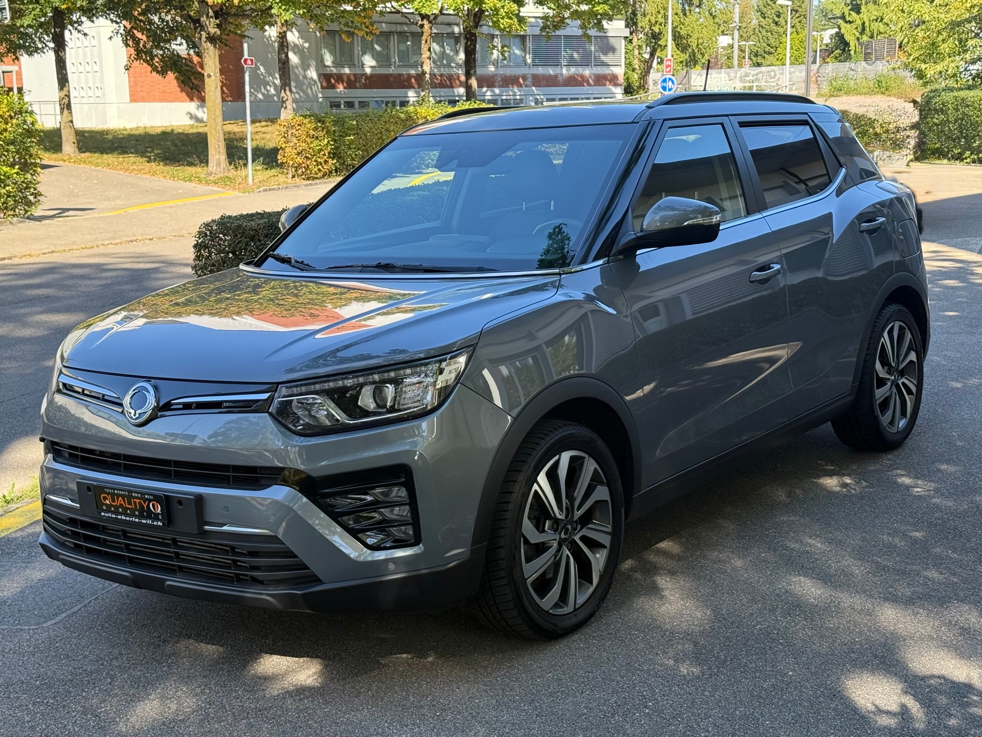 KGM-SsangYong Tivoli 1.6 e-Xdi Amber 2WD-image-2
