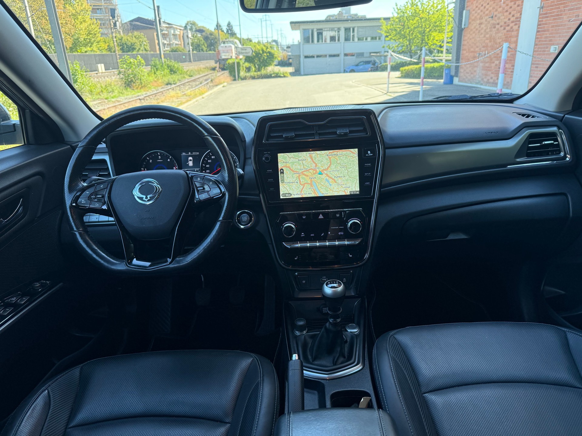 KGM-SsangYong Tivoli 1.6 e-Xdi Amber 2WD-image-8