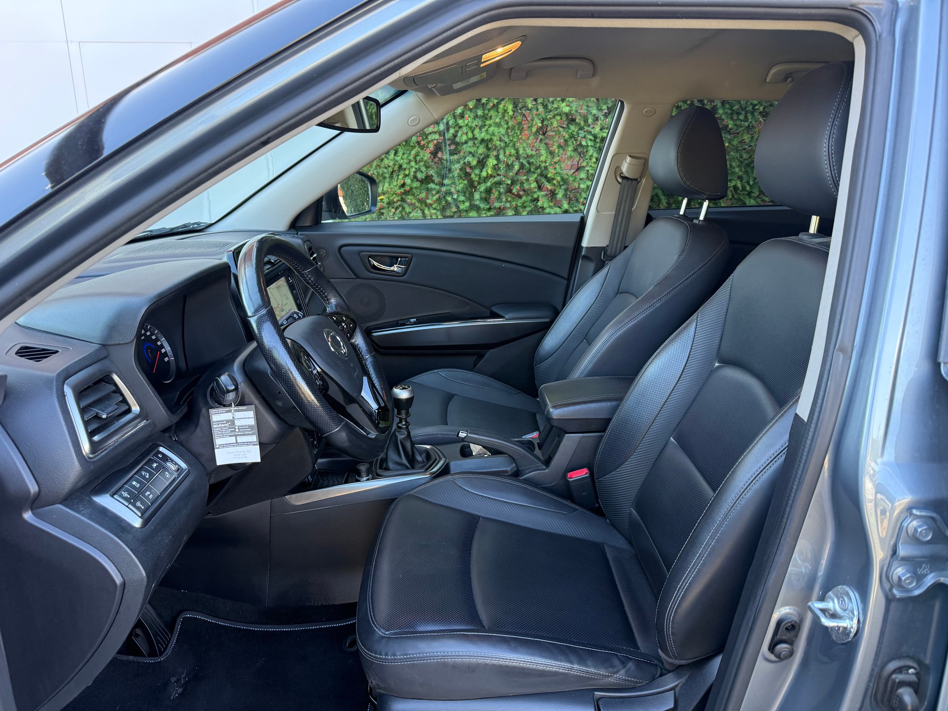 KGM-SsangYong Tivoli 1.6 e-Xdi Amber 2WD-image-6