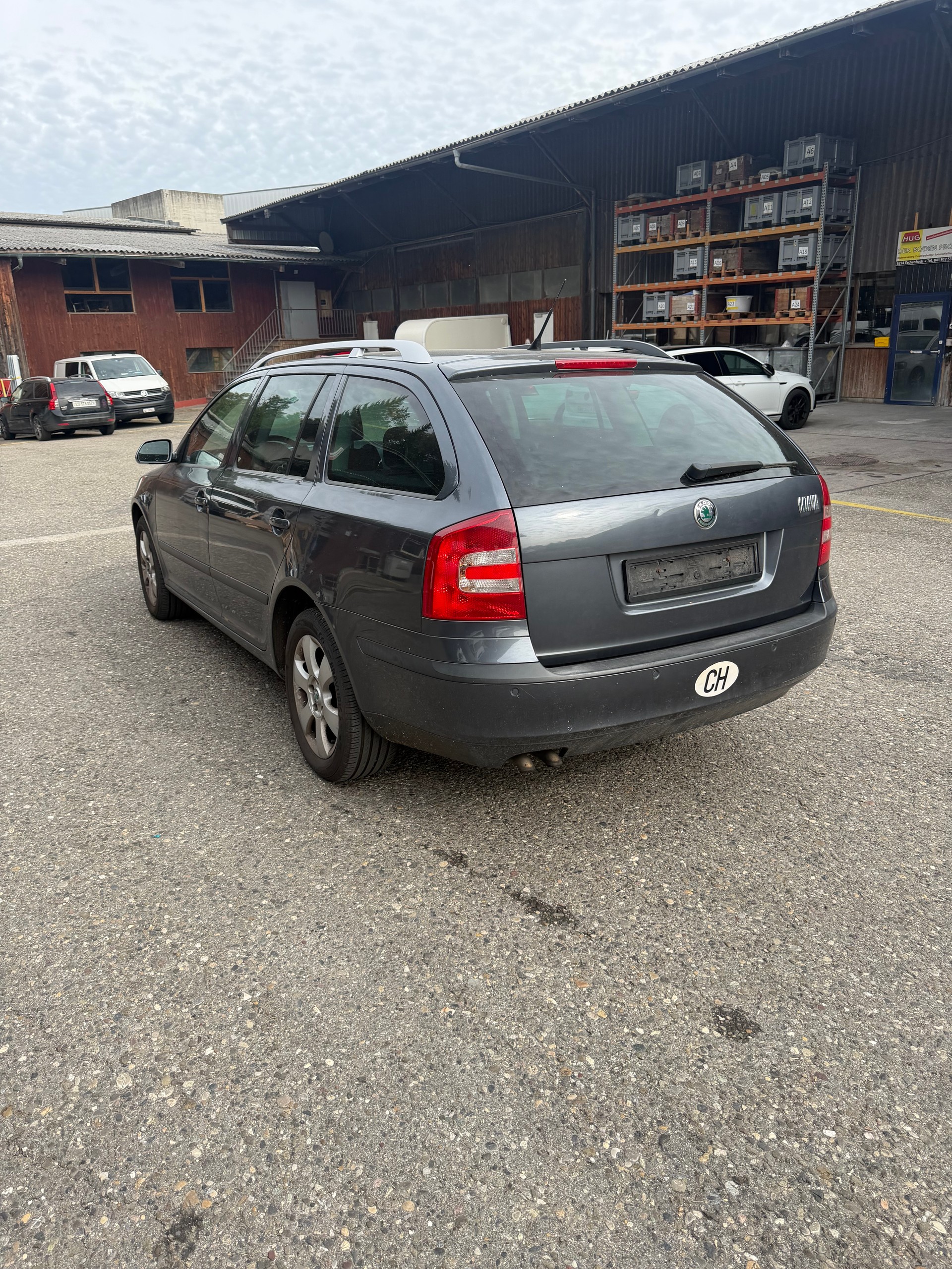 SKODA Octavia 2.0 TDI Laurin & Klement 4x4-image-3