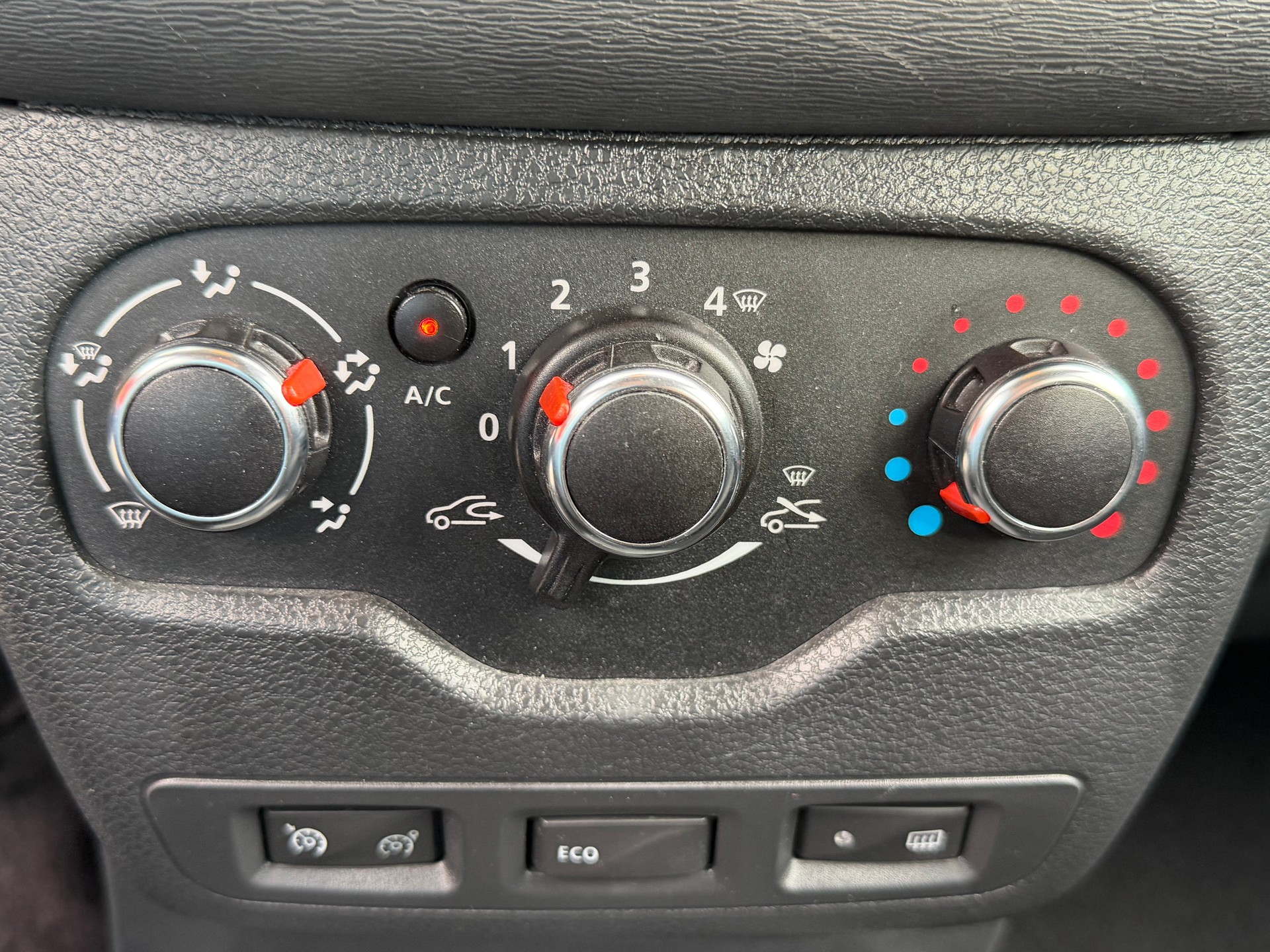 DACIA Dokker TCE 130 16V Comfort-image-12