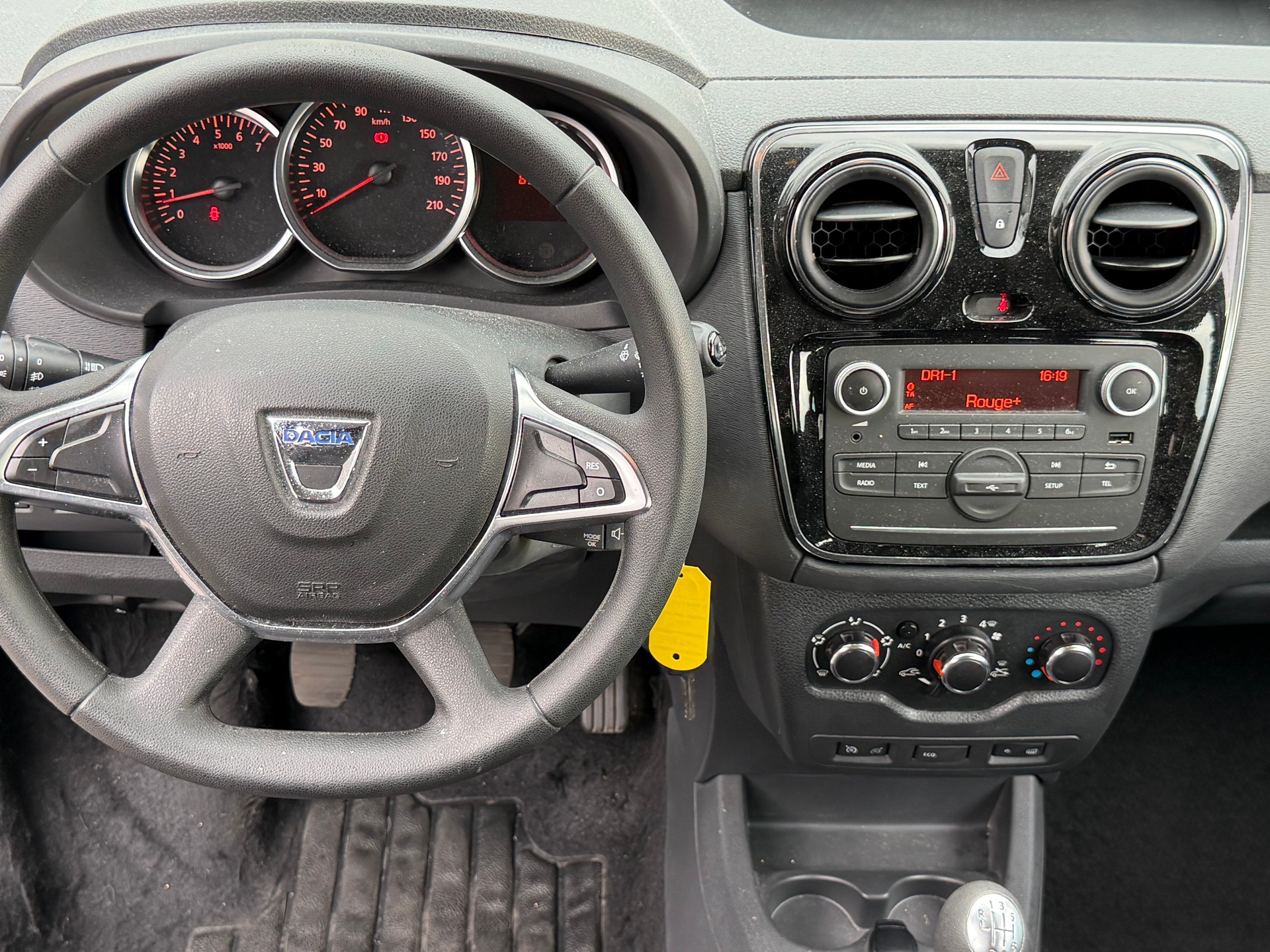DACIA Dokker TCE 130 16V Comfort-image-9