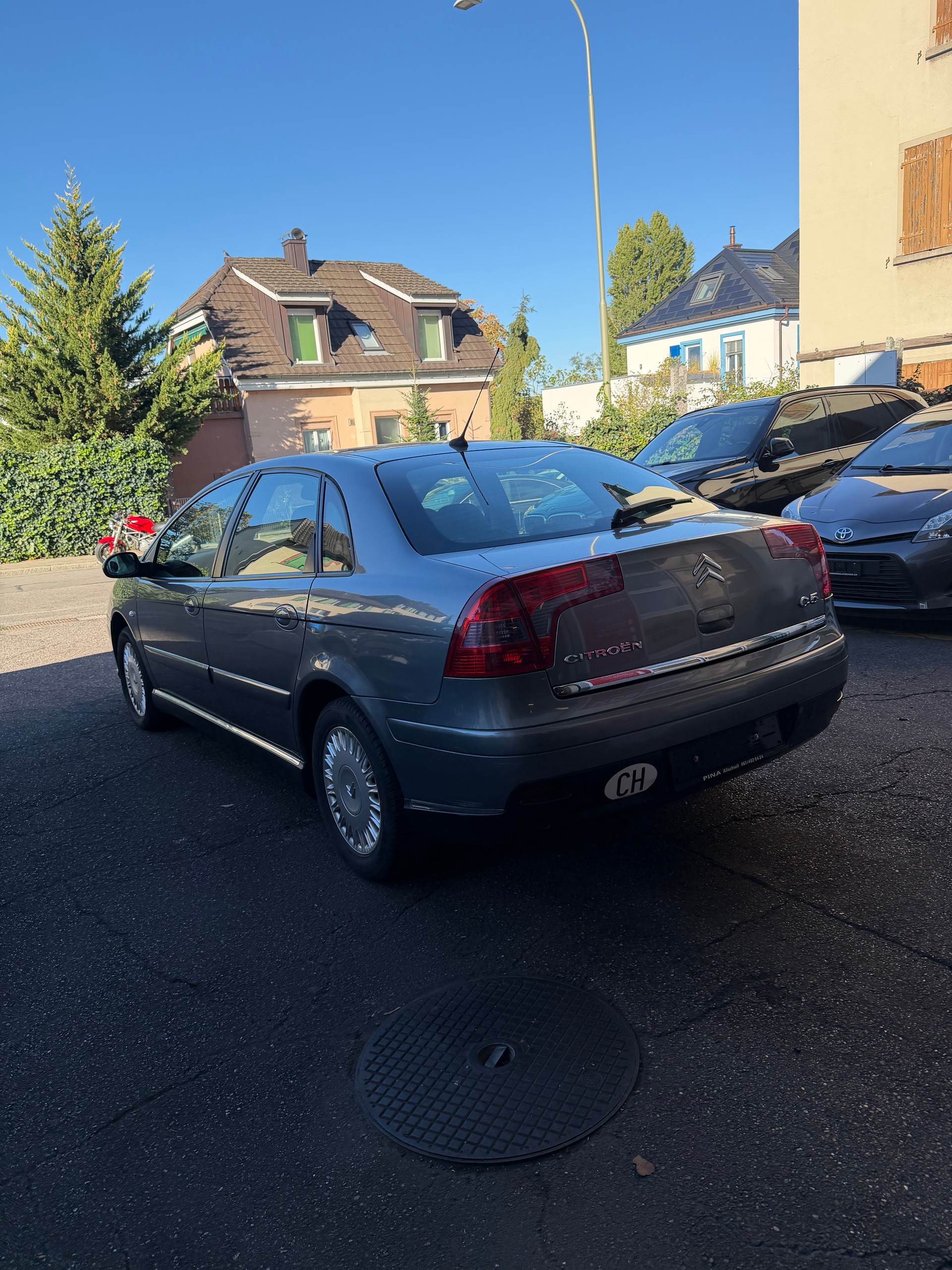 CITROEN C5 Berline 2.0i Exclusive-image-6