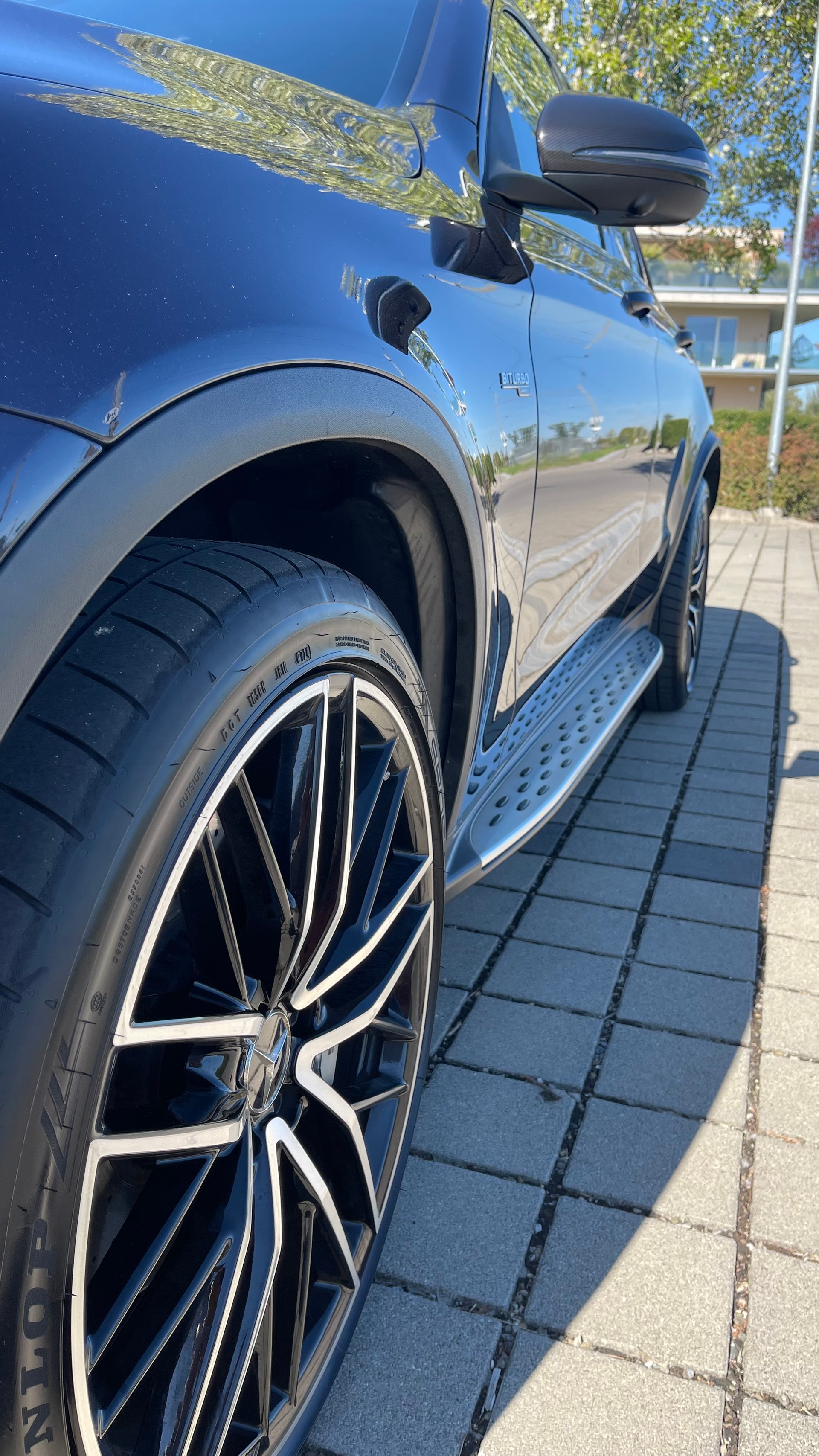 MERCEDES-BENZ GLC 43 AMG 4m-image-2