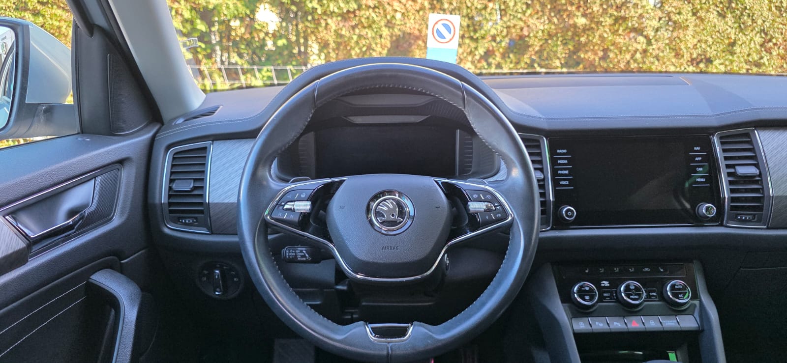 SKODA Kodiaq 2.0 TDI CR Style 4x4 DSG-image-14