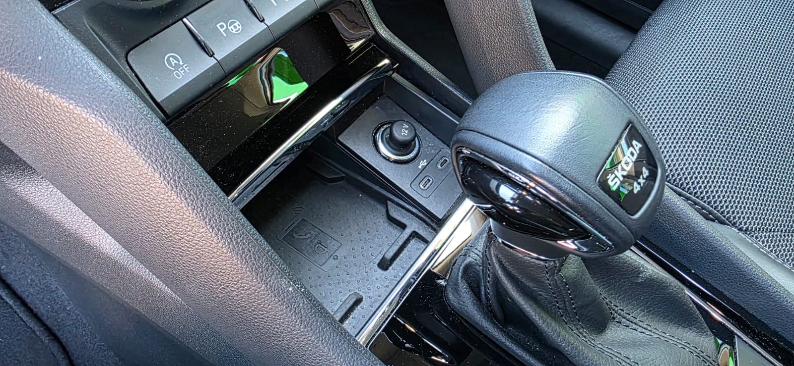 SKODA Kodiaq 2.0 TDI CR Style 4x4 DSG-image-18