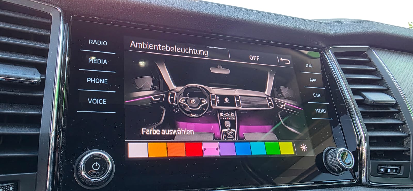 SKODA Kodiaq 2.0 TDI CR Style 4x4 DSG-image-16