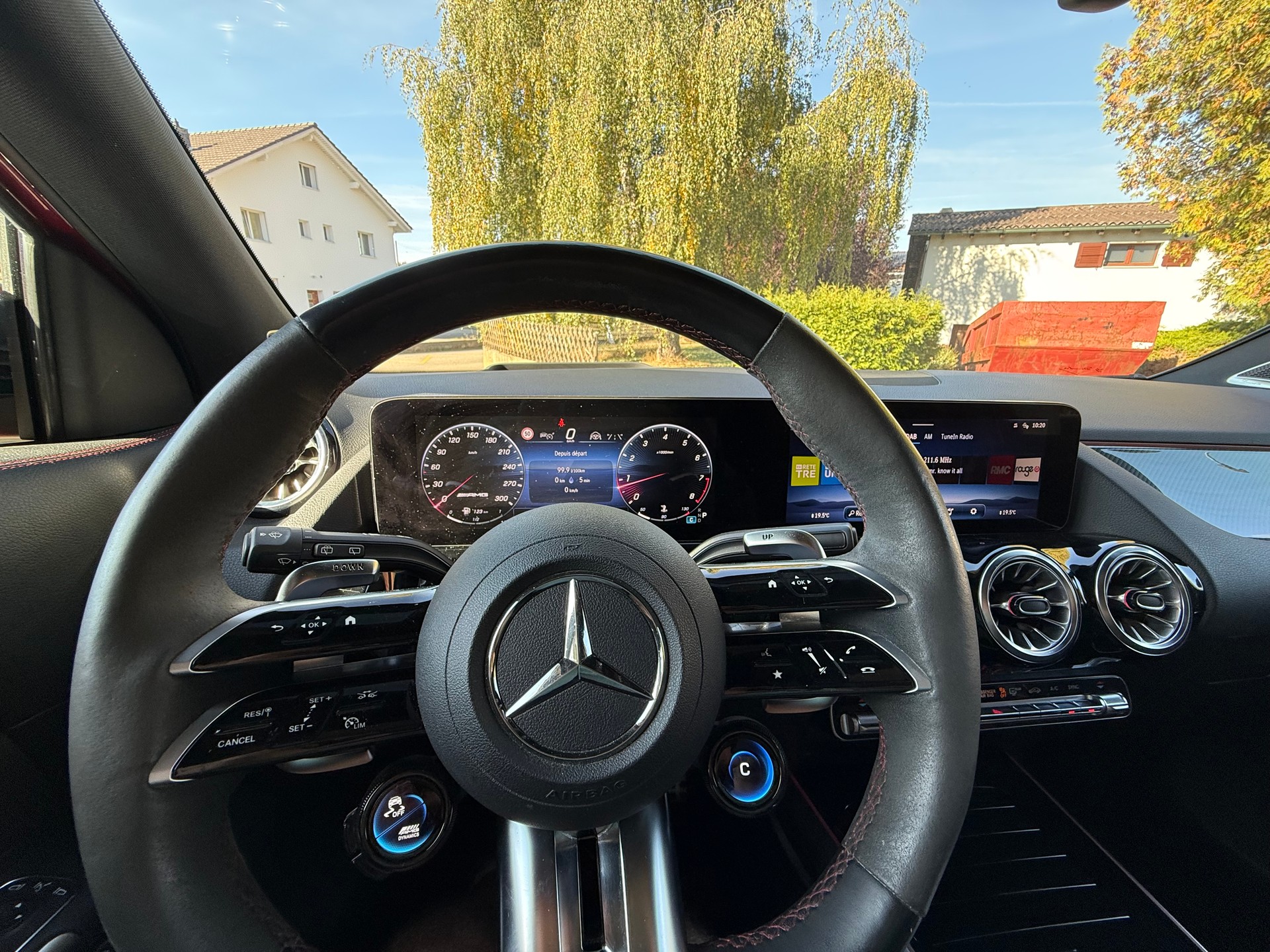 MERCEDES-BENZ GLA AMG 45 S 4Matic+ 8G-DCT-image-13