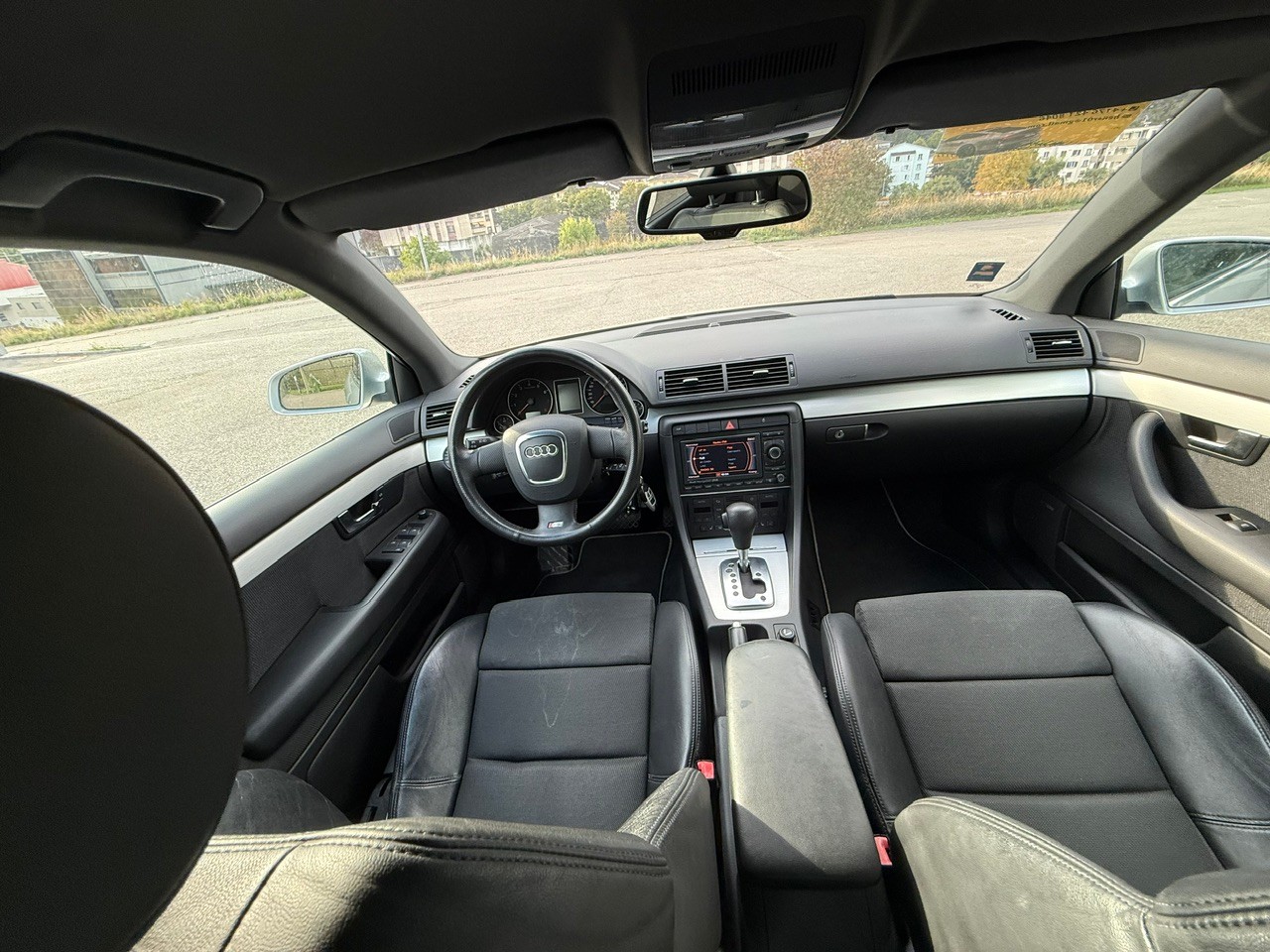 AUDI A4 Avant 2.0 S Line Fsi Turbo-image-9