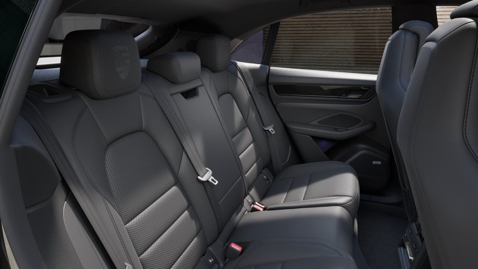 PORSCHE Macan 4-image-12