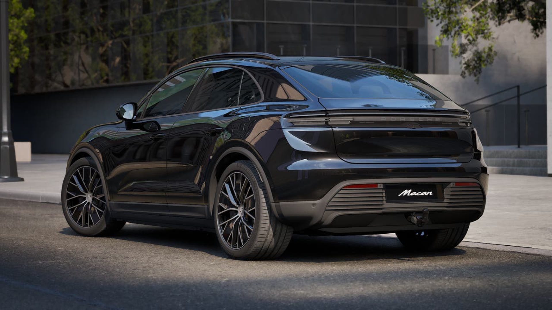 PORSCHE Macan 4-image-2