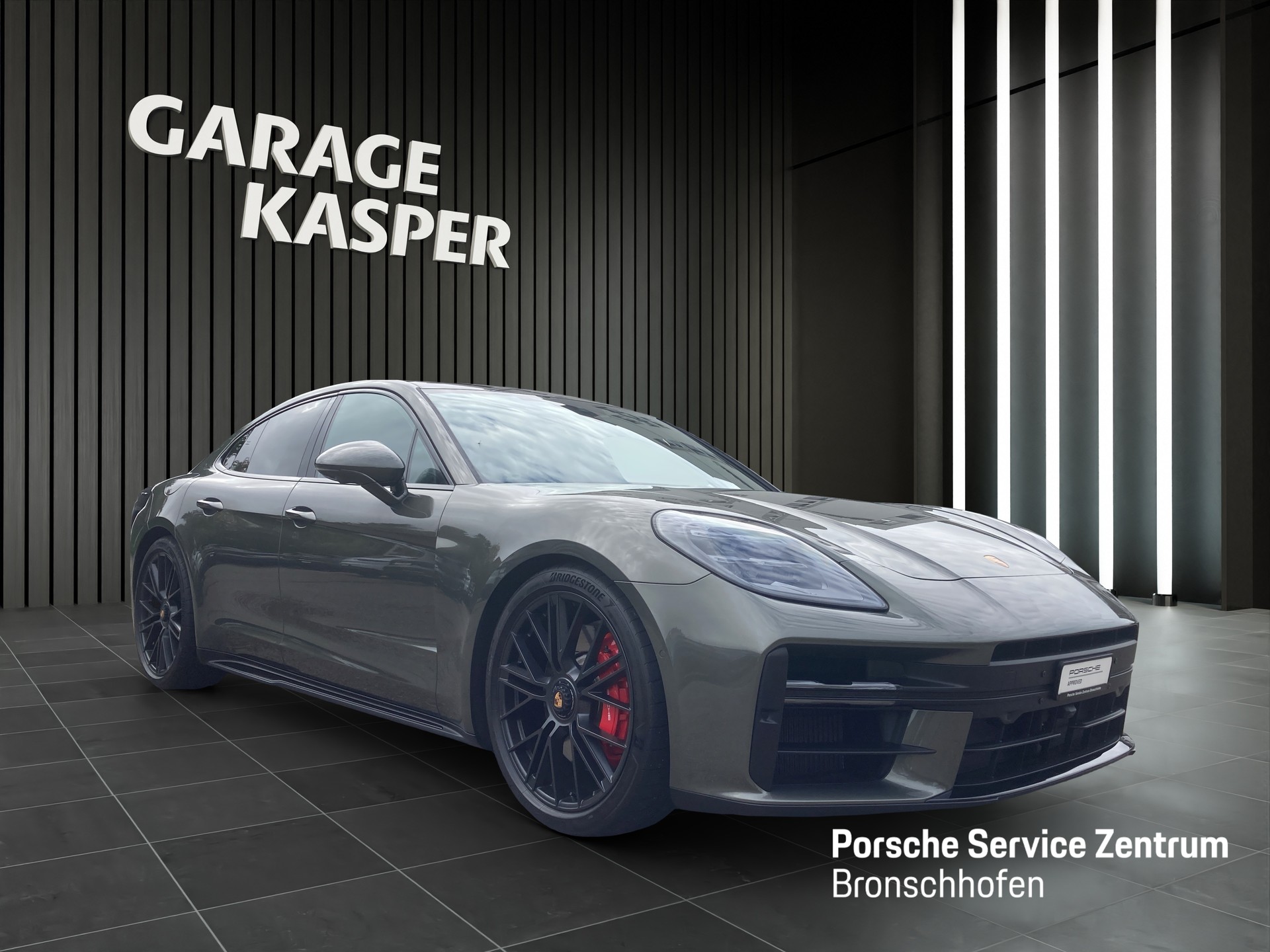 PORSCHE Panamera GTS-image-6