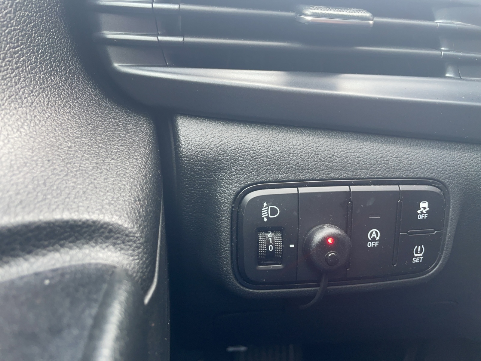 HYUNDAI i20 1.0 T-GDi Origo-image-11
