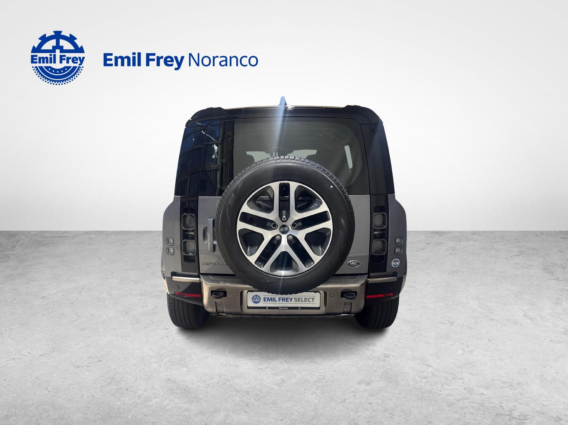LAND ROVER Defender 110 3.0 I6 X-showroom-element-3