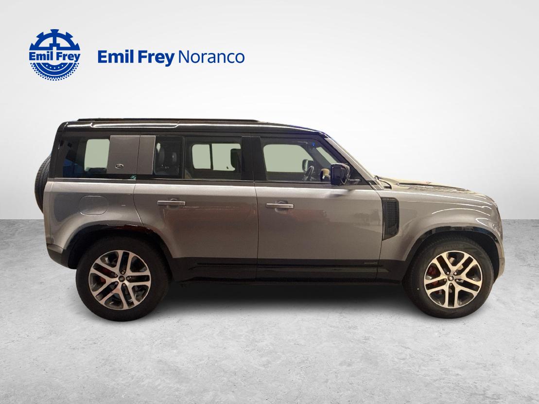 LAND ROVER Defender 110 3.0 I6 X-image-5