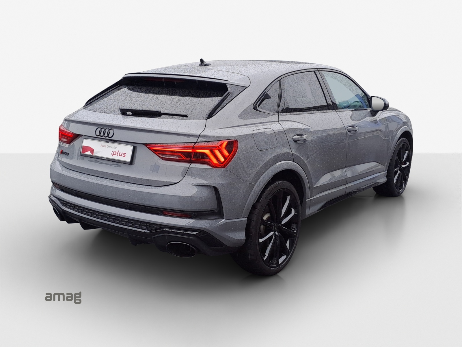 AUDI RS Q3 Sportback quattro S tronic-image-4