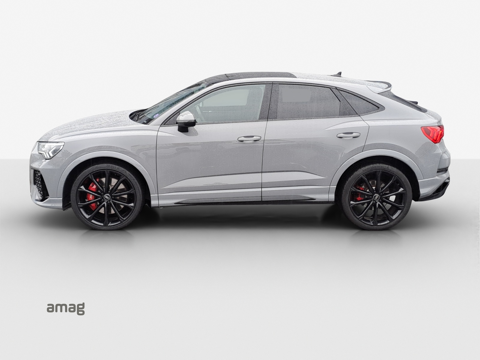 AUDI RS Q3 Sportback quattro S tronic-image-1