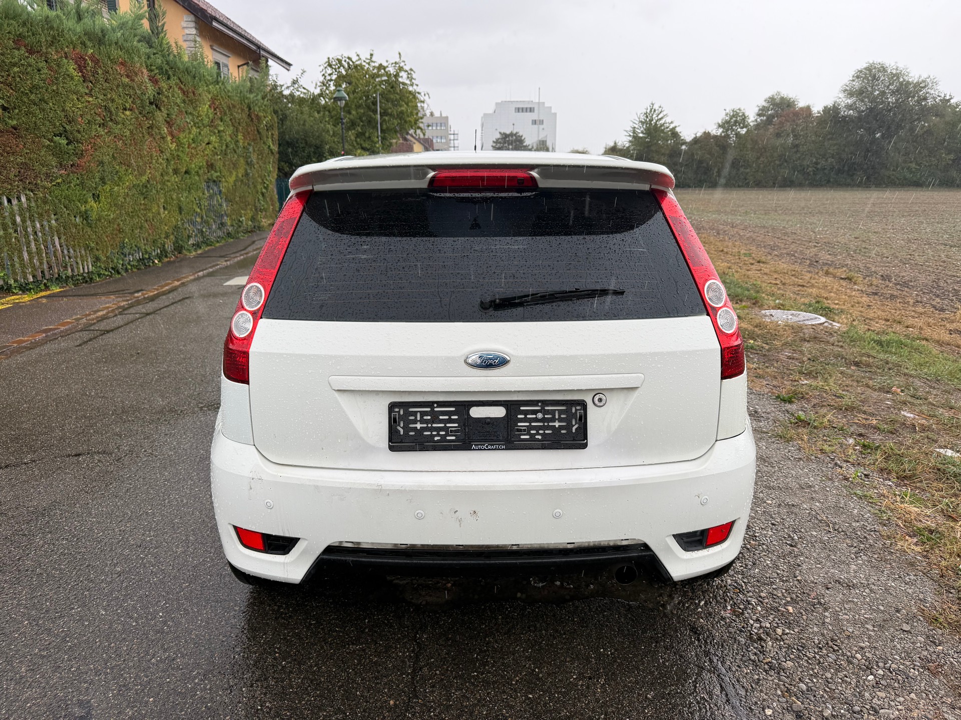 FORD Fiesta 2.0 16V ST-image-5