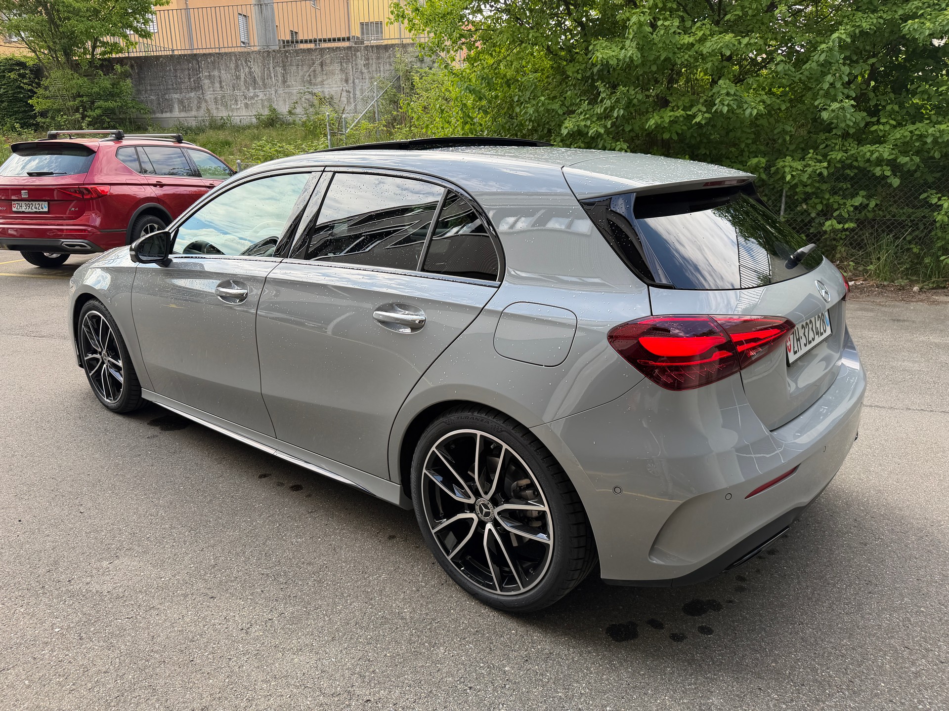 MERCEDES-BENZ A 200 AMG Line-image-3