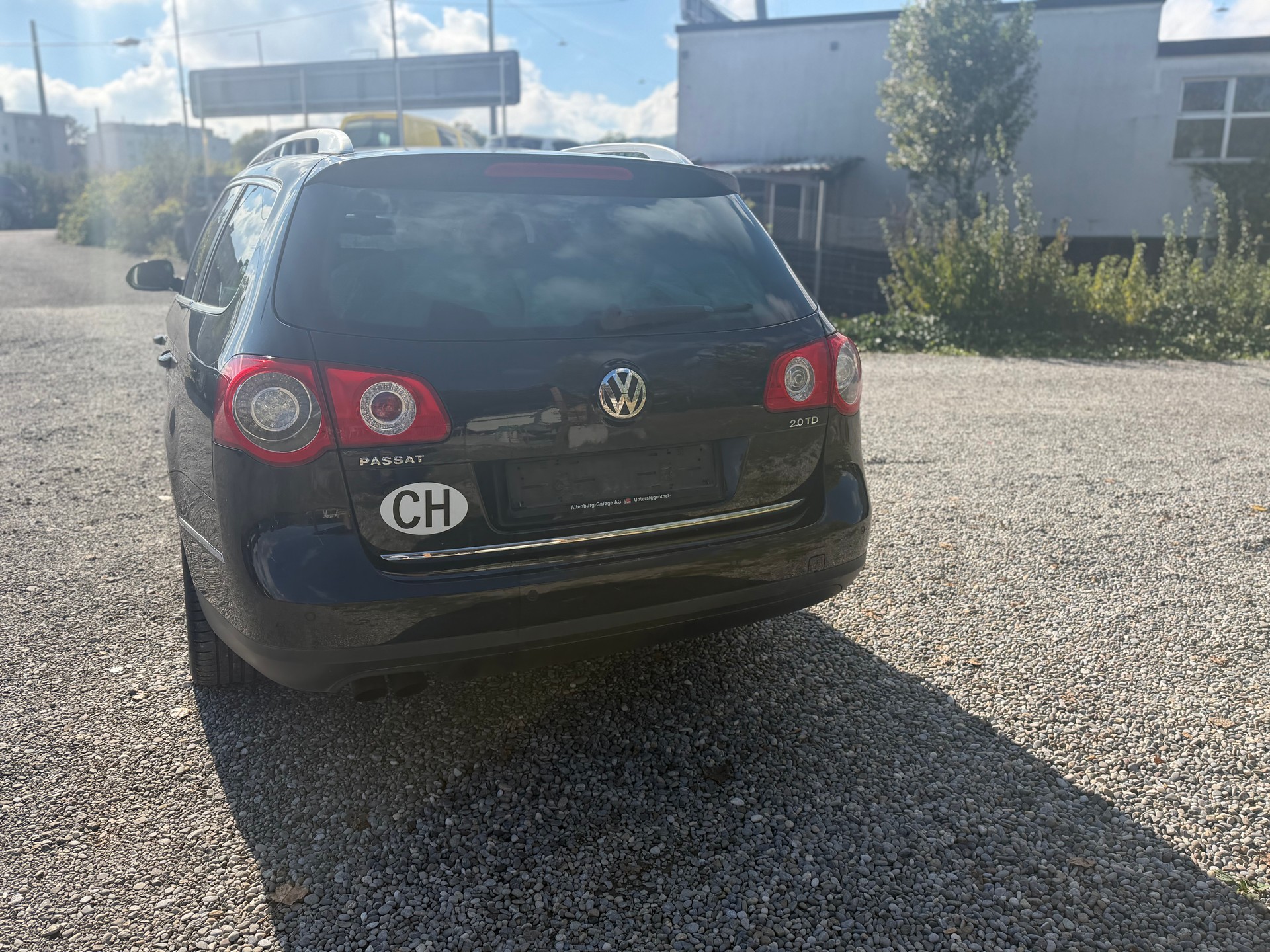 VW Passat Variant 2.0 TDI Highline-image-5
