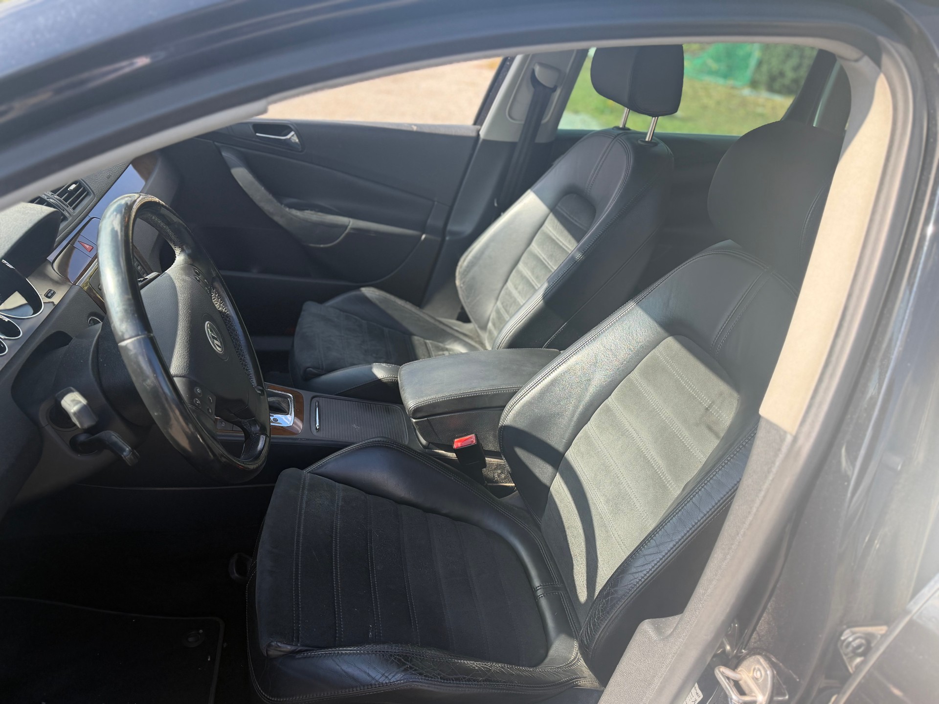 VW Passat Variant 2.0 TDI Highline-image-8